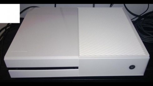 Xbox One белого цвета