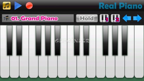 Пианино ONE Smart Piano обучает без учителя
