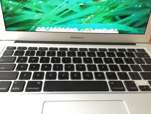 MacBook Air MC 503 LL/A